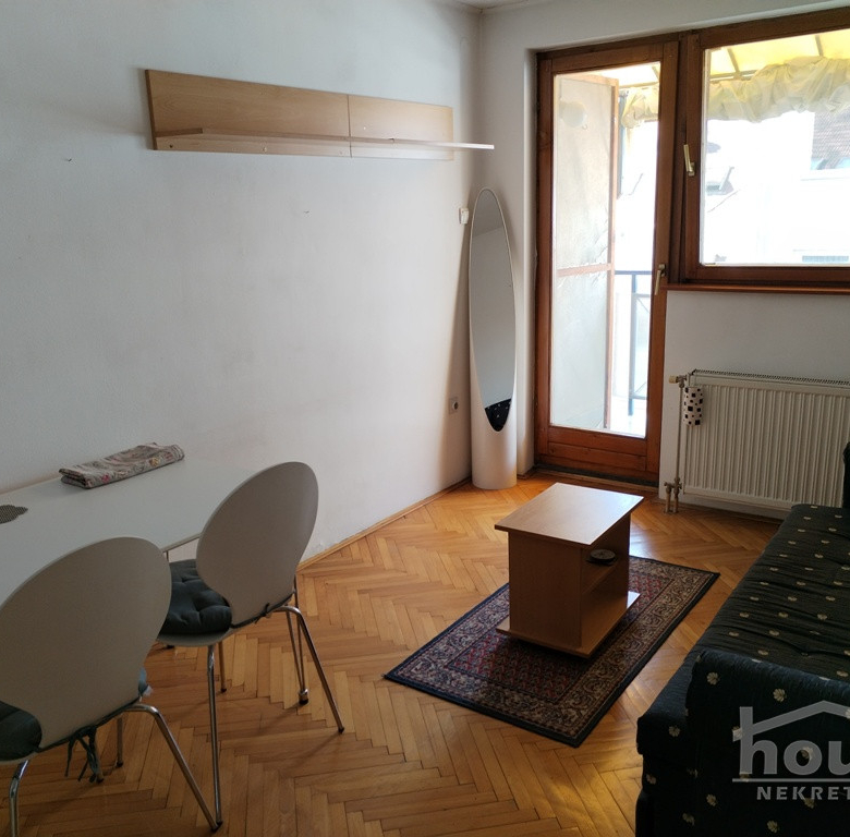 Stan Izdavanje Novi Sad  25 m2
