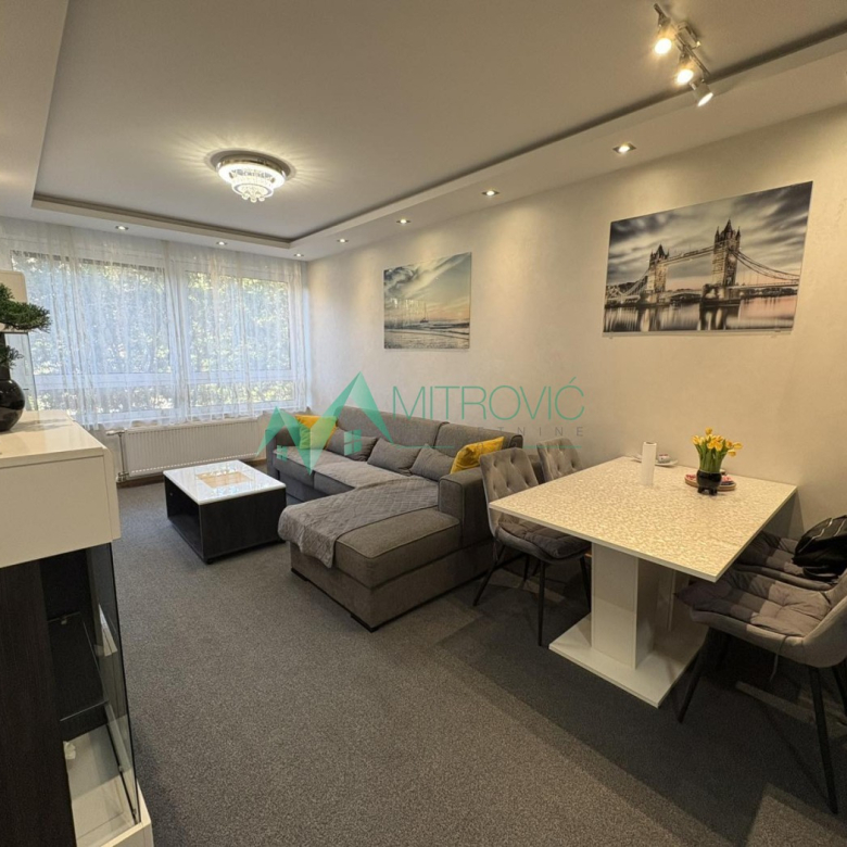 Stan Prodaja Novi Sad  44 m2