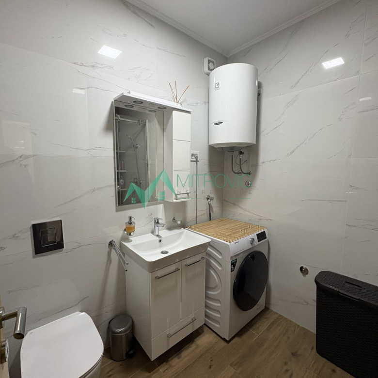 Stan Prodaja Novi Sad  44 m2