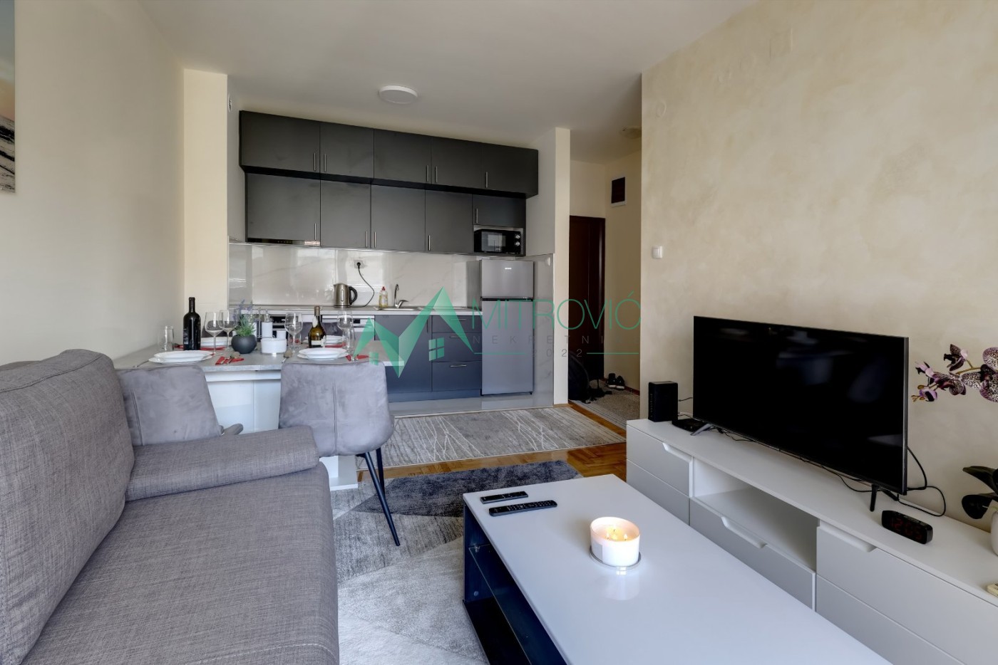 Stan Prodaja Novi Sad  38 m2