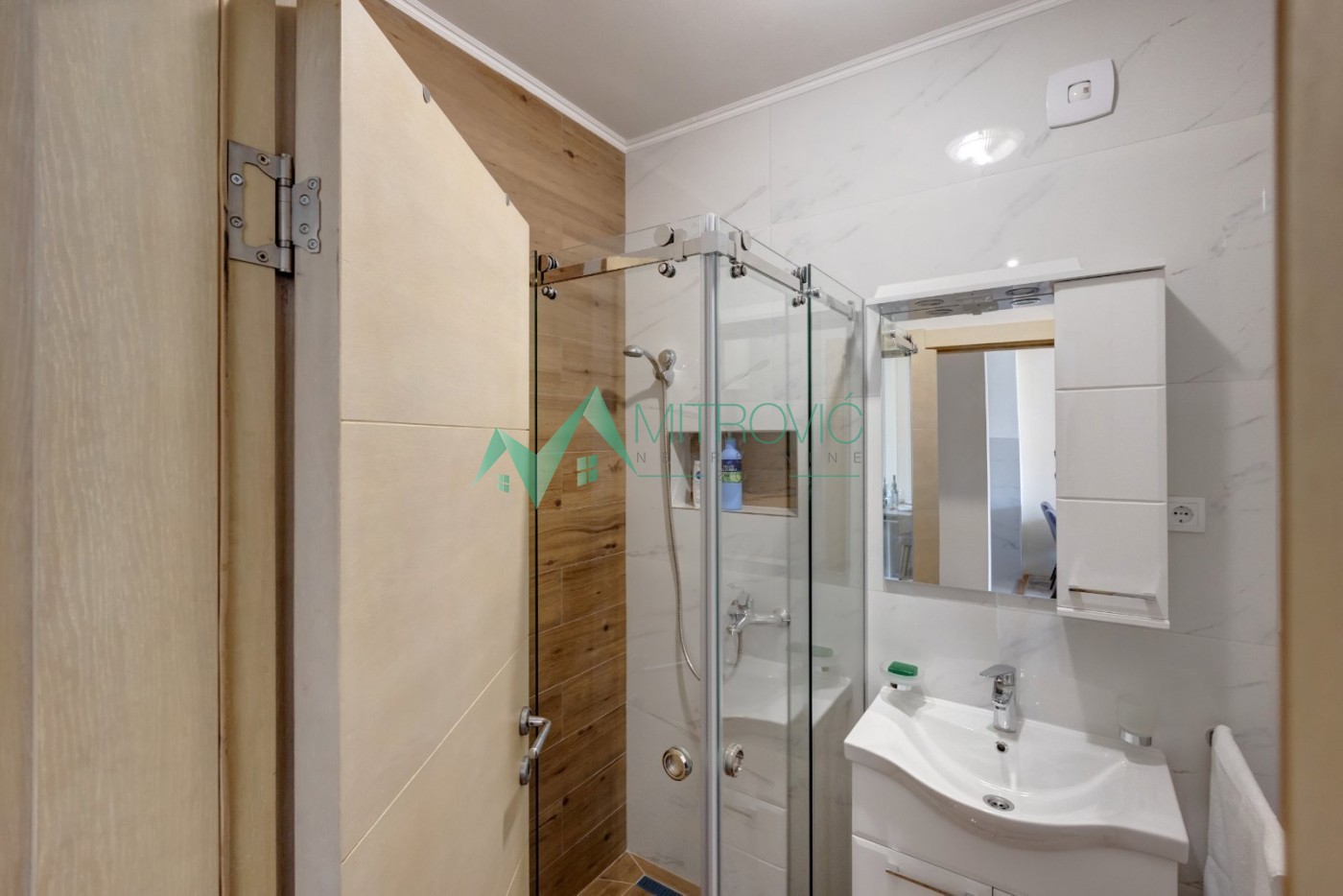 Stan Prodaja Novi Sad  38 m2