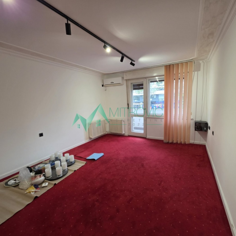 Lokal Prodaja Novi Sad  73 m2