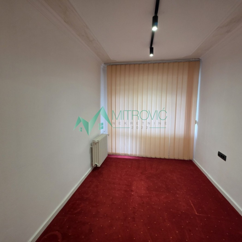 Lokal Prodaja Novi Sad  73 m2
