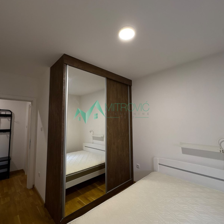 Stan Prodaja Novi Sad  35 m2