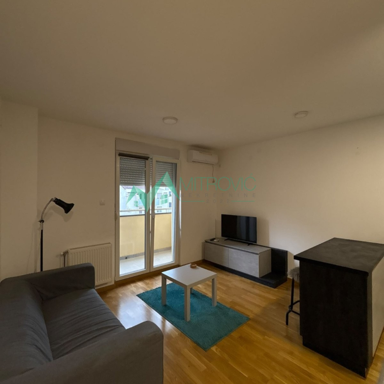 Stan Prodaja Novi Sad  35 m2
