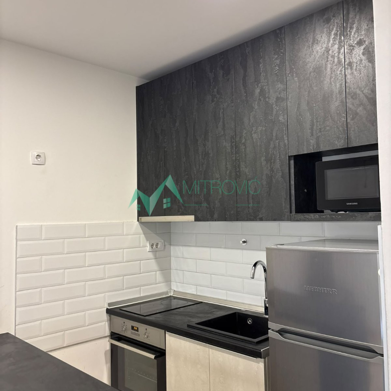 Stan Prodaja Novi Sad  35 m2