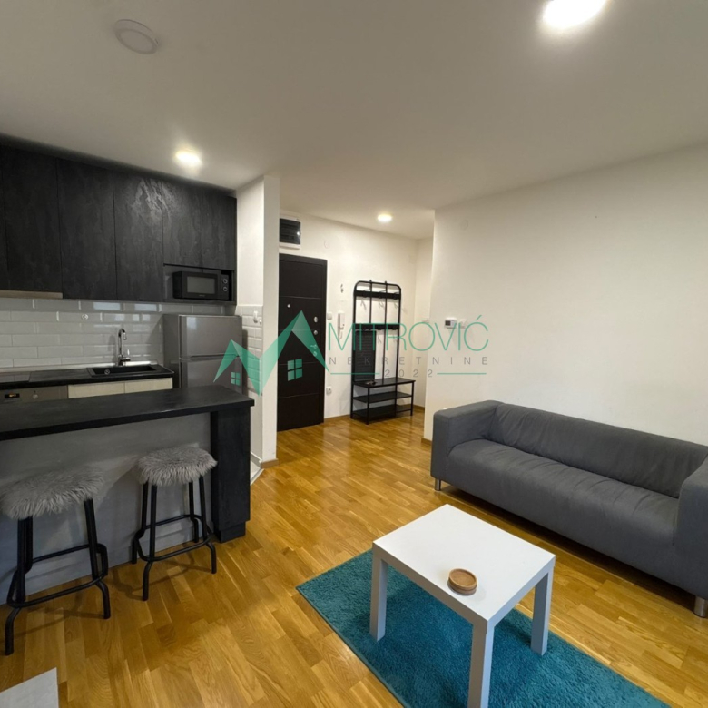 Stan Prodaja Novi Sad  35 m2