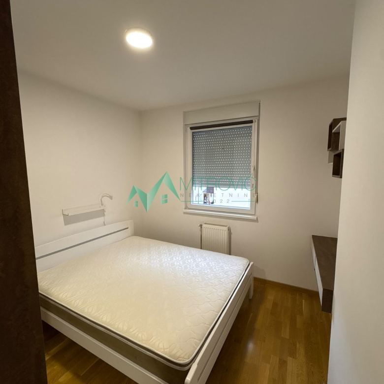 Stan Prodaja Novi Sad  35 m2