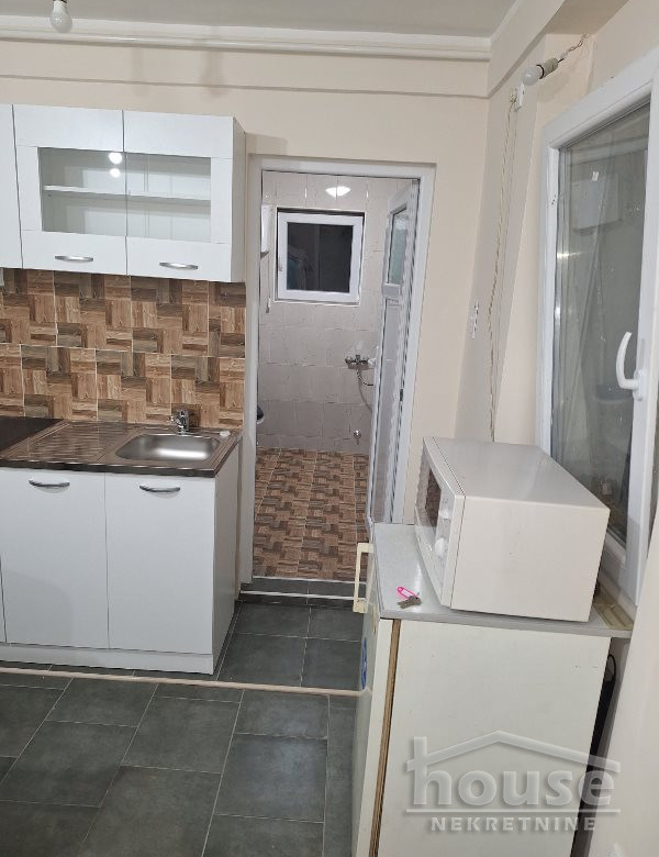 Stan Izdavanje Novi Sad  50 m2