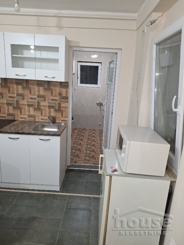 Stan Izdavanje Novi Sad  50 m2