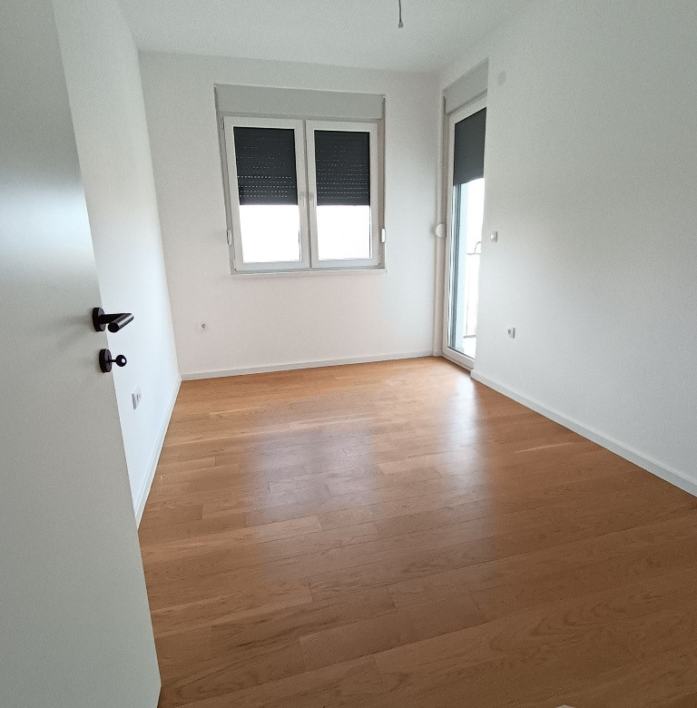 Stan Izdavanje Novi Sad  78 m2