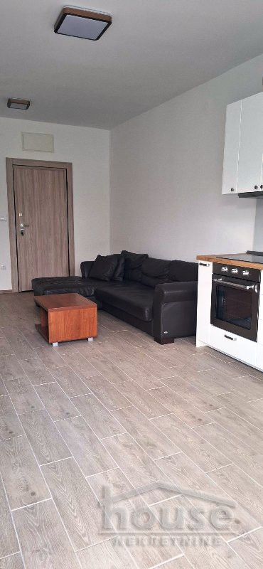 Stan Izdavanje Novi Sad  38 m2