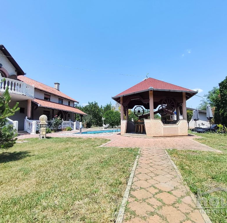 Kuća Izdavanje Novi Sad  442 m2