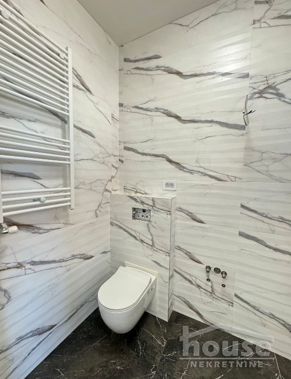 Kuća Prodaja Novi Sad  300 m2