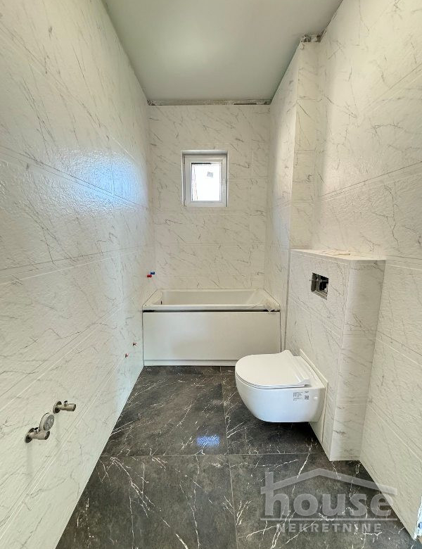 Kuća Prodaja Novi Sad  300 m2