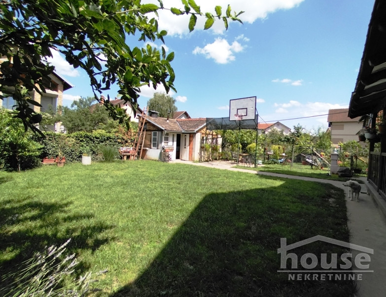 Kuća Prodaja Novi Sad  361 m2