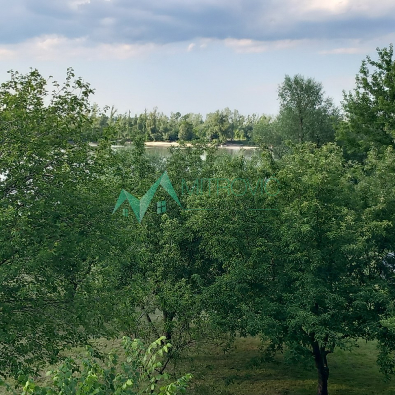 Kuća Prodaja Bačka Palanka  66 m2