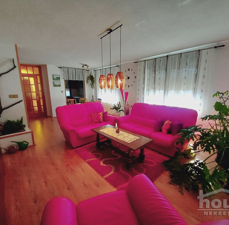 Kuća Prodaja Novi Sad  200 m2