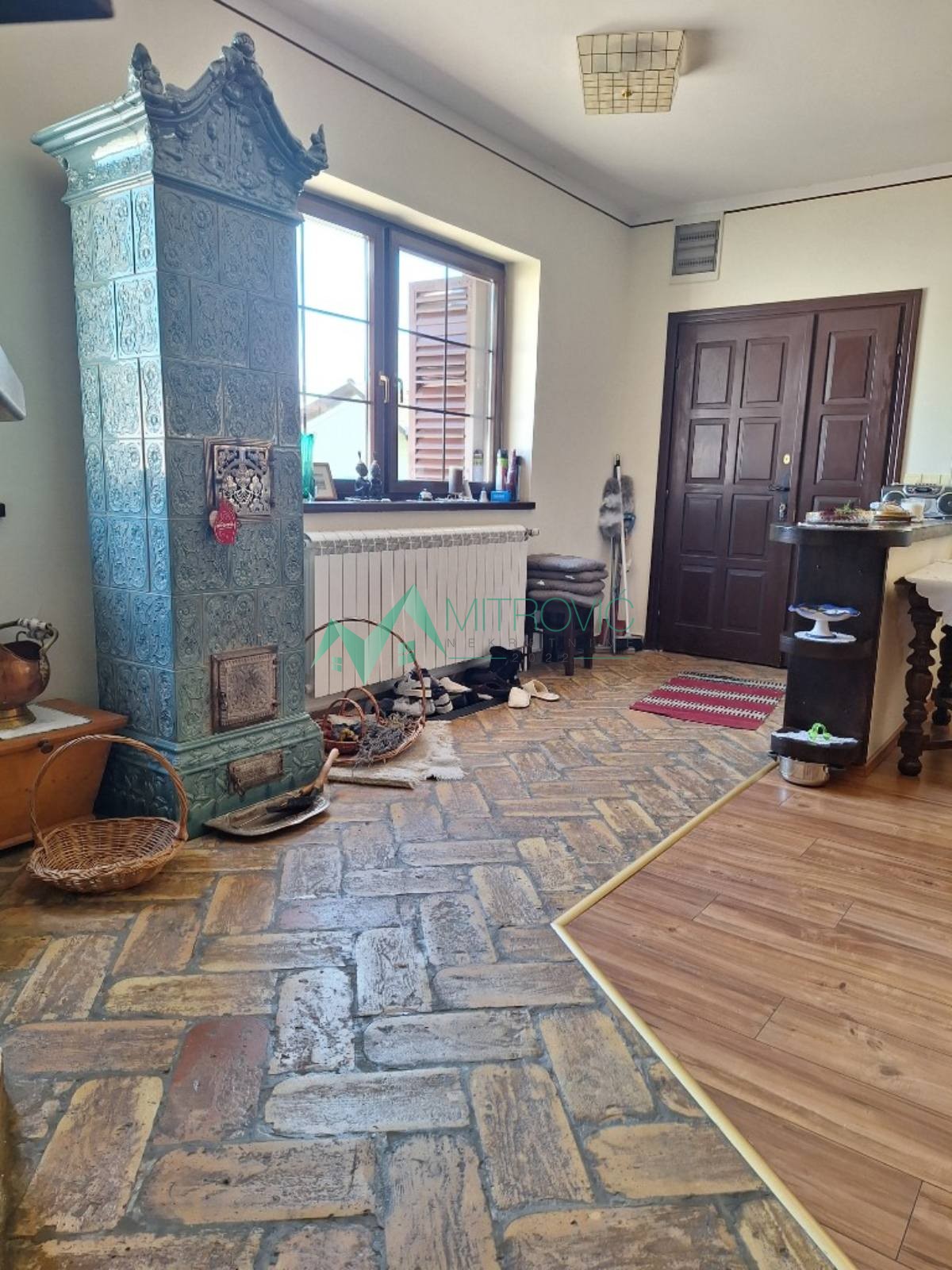 kuce-begeC-3000257-aa6dg STAMBENO-POSLOVNI OBJEKAT U CENTRU BEGEČA – IDEALAN ZA RESTORAN, SALU ZA PROSLAVE I SVADBENE SVEČANOSTI