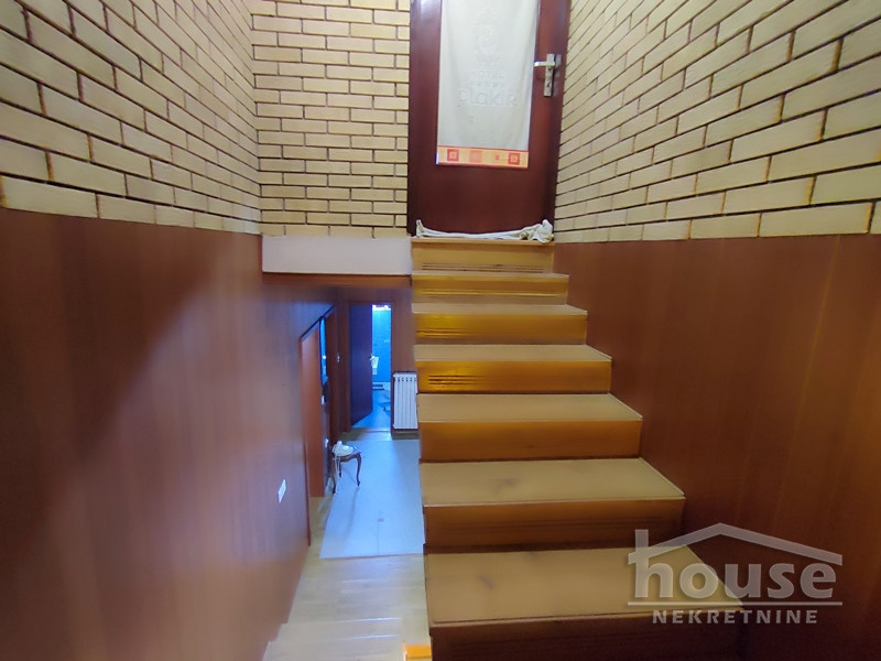 Kuća na prodaju, Bukovac, Novi Sad, 300m², 247.200 €
