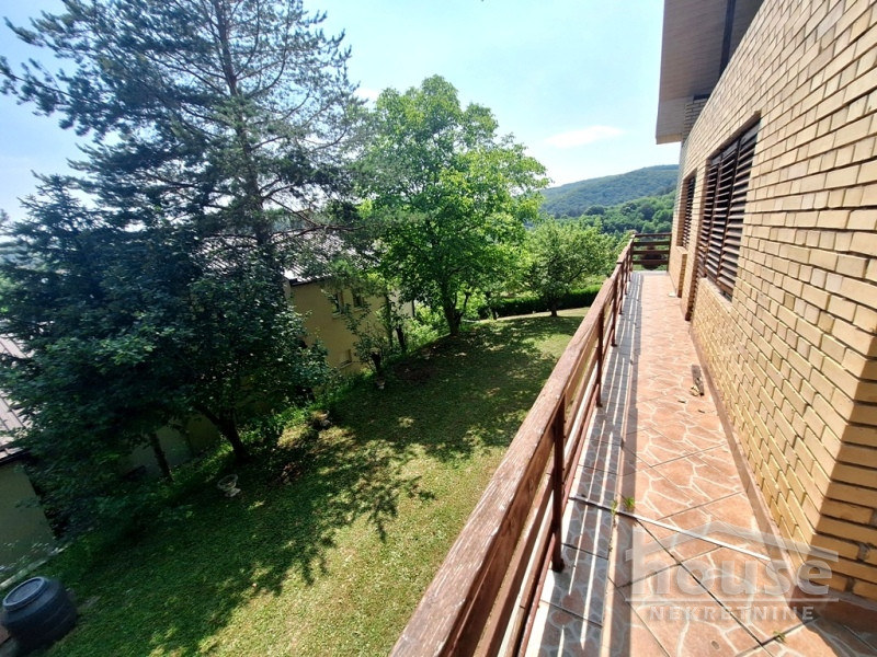 Kuća Prodaja Novi Sad  178 m2