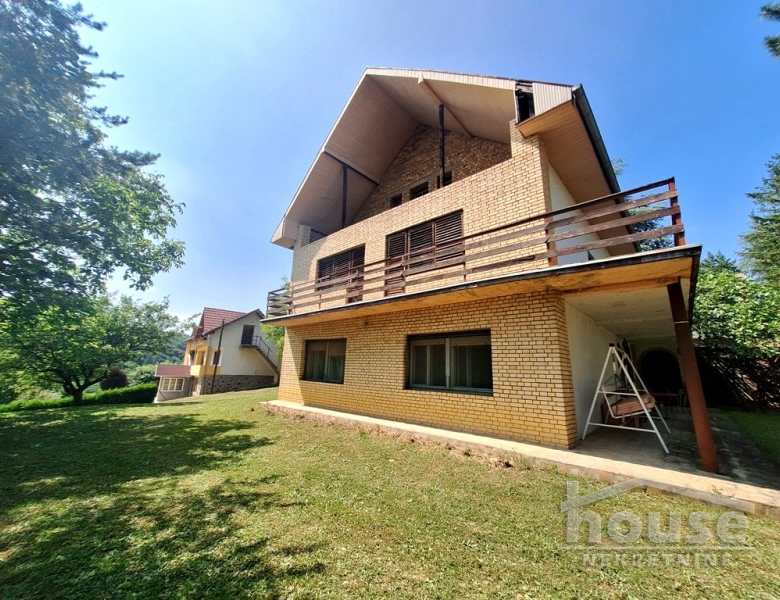 Kuća Prodaja Novi Sad  178 m2