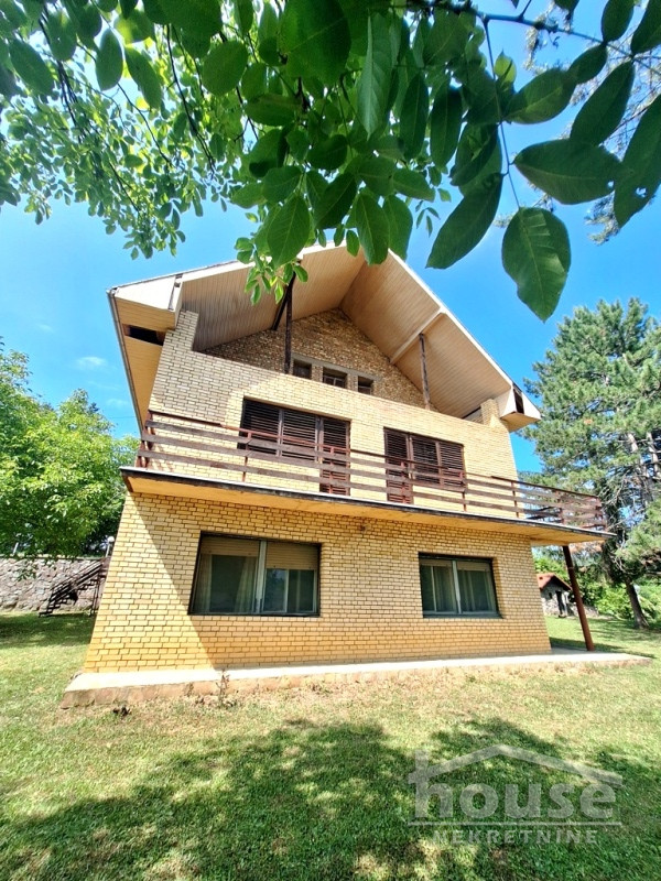 Kuća Prodaja Novi Sad  178 m2