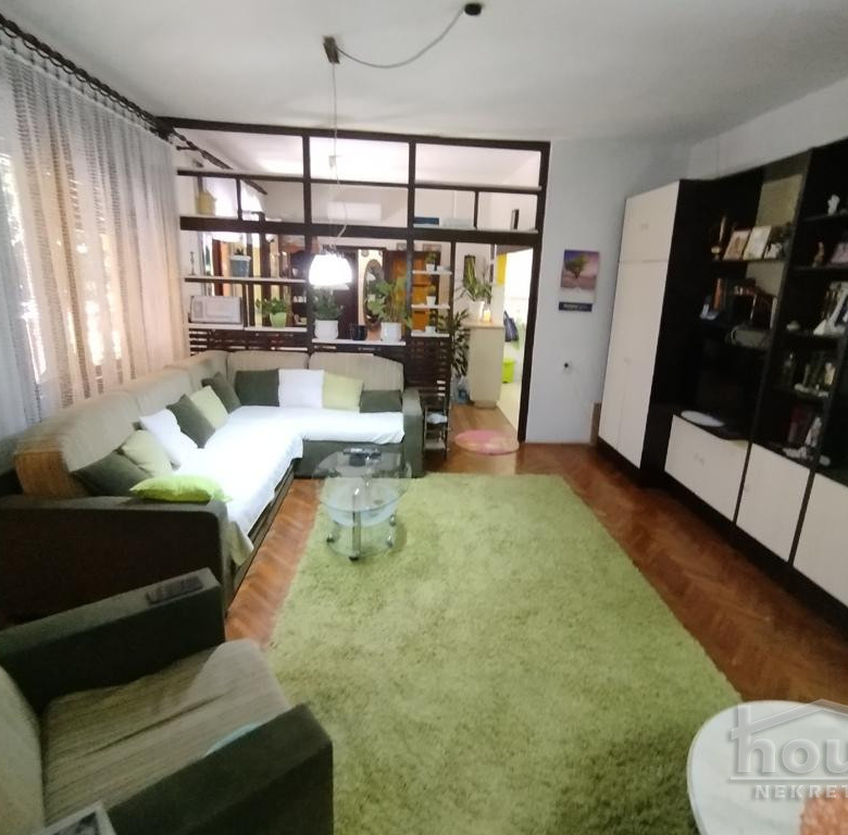 Kuća Prodaja Novi Sad  443 m2