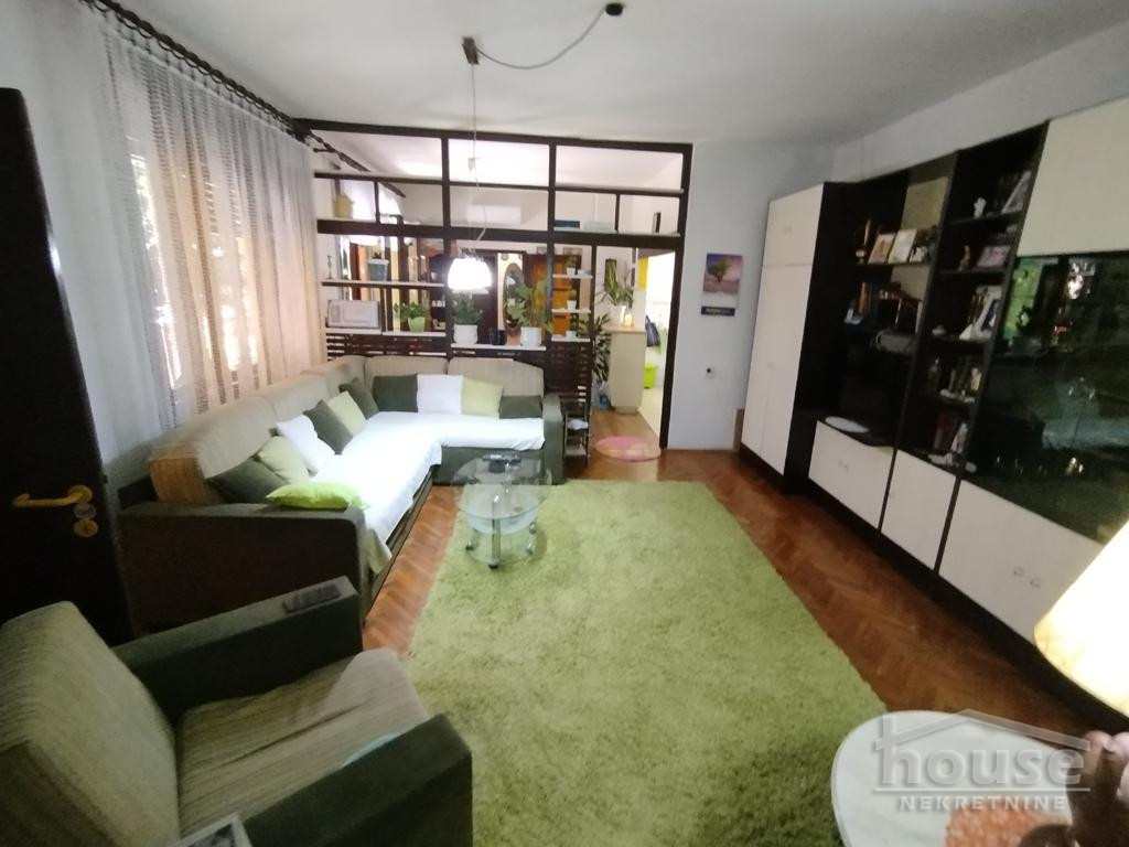 Kuća Prodaja Novi Sad  443 m2