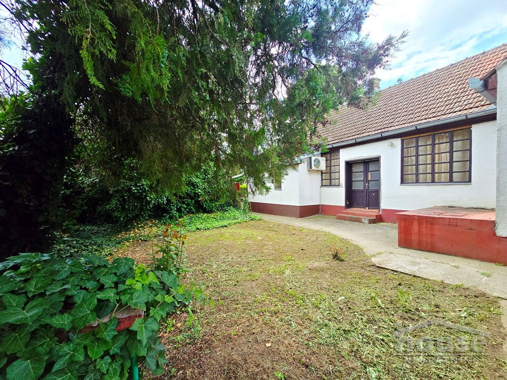 kuce-centar-3046823-hmhp3 Kuća na prodaju, Stepanovićevo, Novi Sad, 125m², Prizemlje, 67.000 €