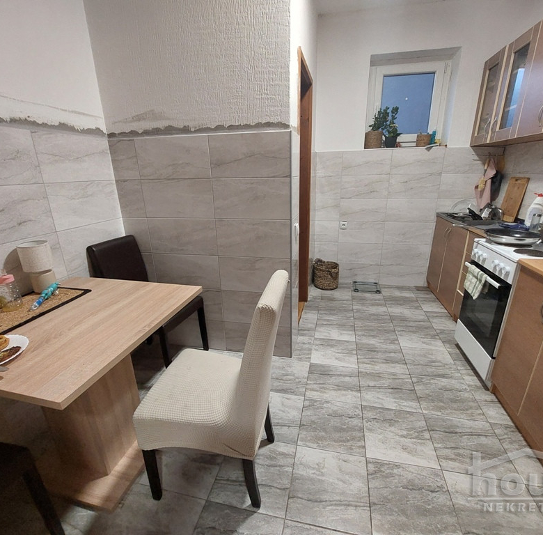 Kuća Prodaja Novi Sad  170 m2
