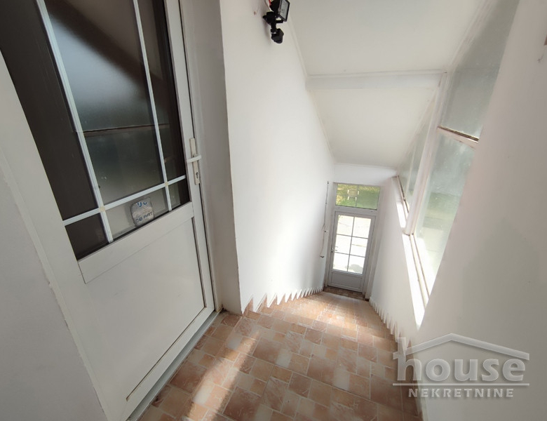 Kuća Prodaja Novi Sad  394 m2