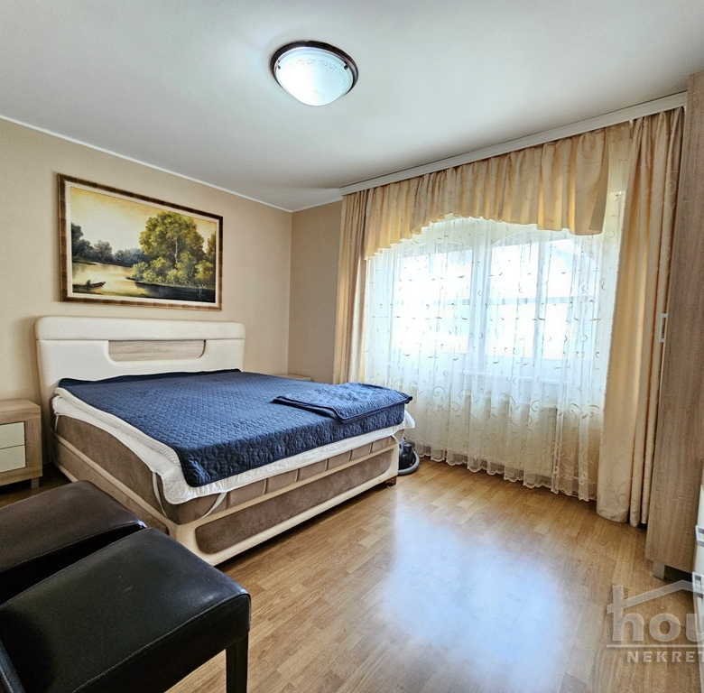 Kuća Prodaja Novi Sad  360 m2