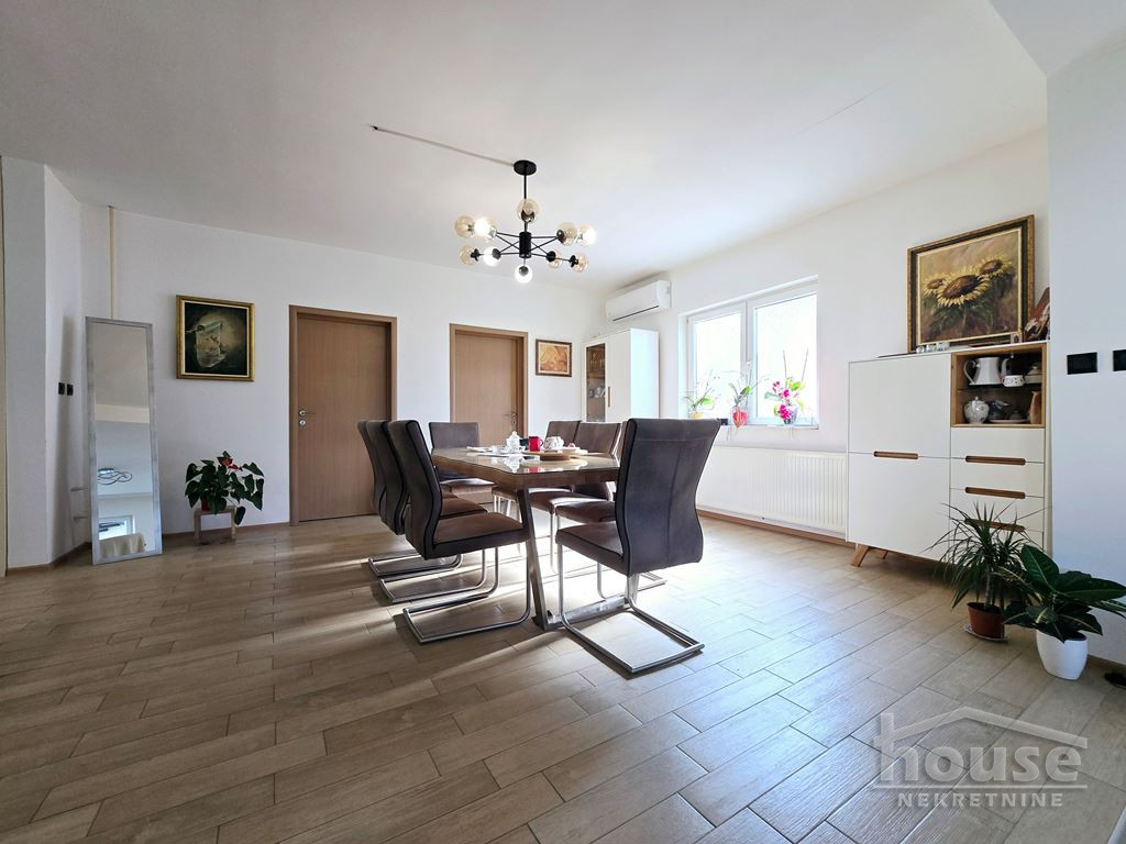 Kuća Prodaja Novi Sad  255 m2