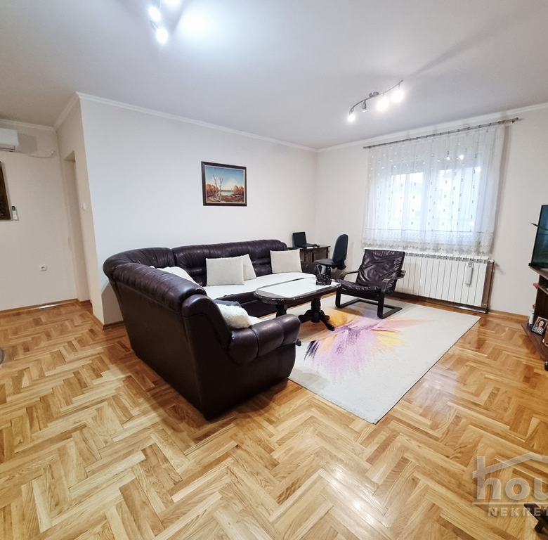 Kuća Prodaja Novi Sad  150 m2