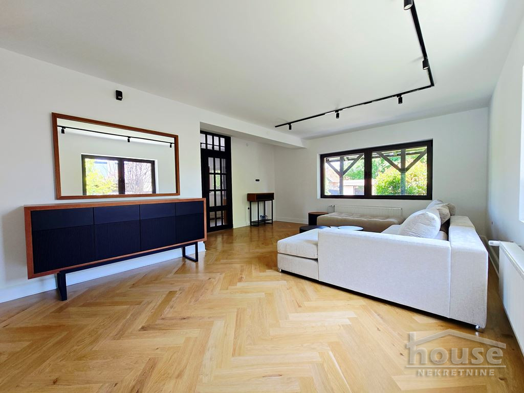 Kuća Prodaja Novi Sad  299 m2