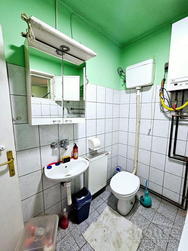 Kuća Prodaja Novi Sad  220 m2