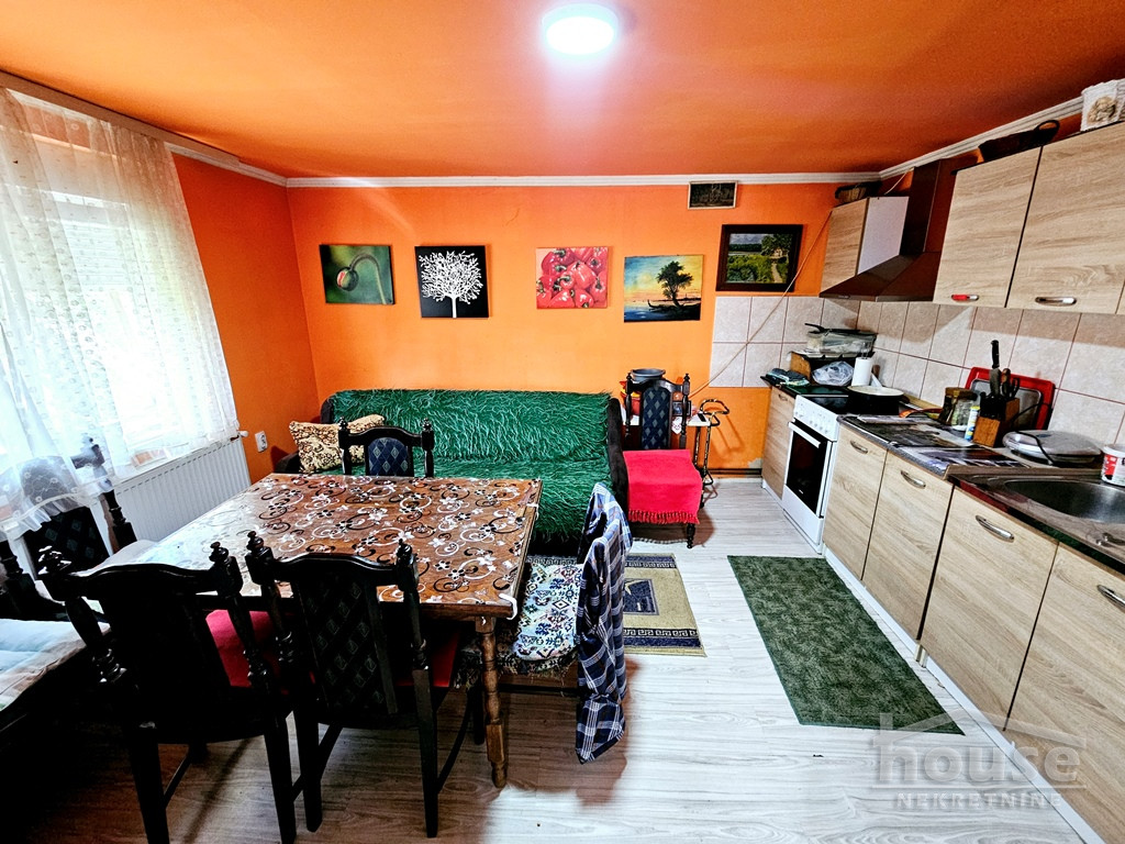Kuća Prodaja Novi Sad  220 m2