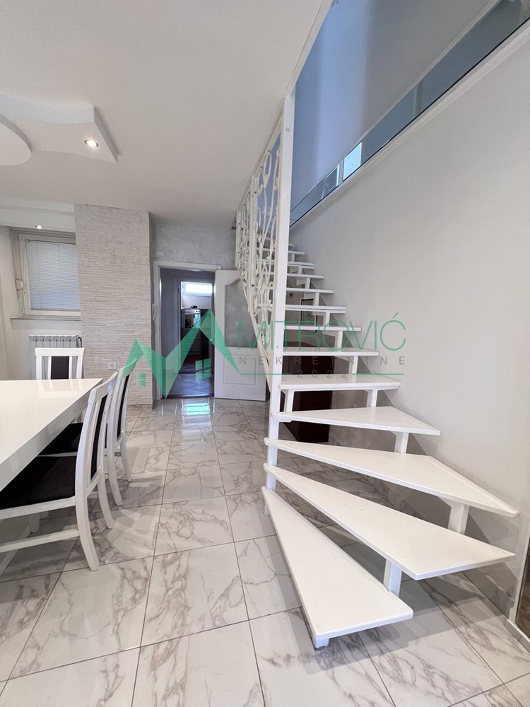kuce-lipov-gaj-3000224-9pf8u Kuća na prodaju, Lipov Gaj, Novi Sad, 141m², 381.100 €
