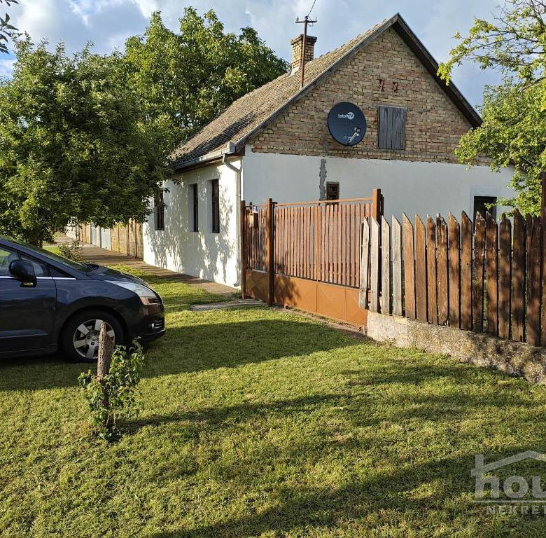 Kuća – Novi Sad, Nadalj – ID 3046654.