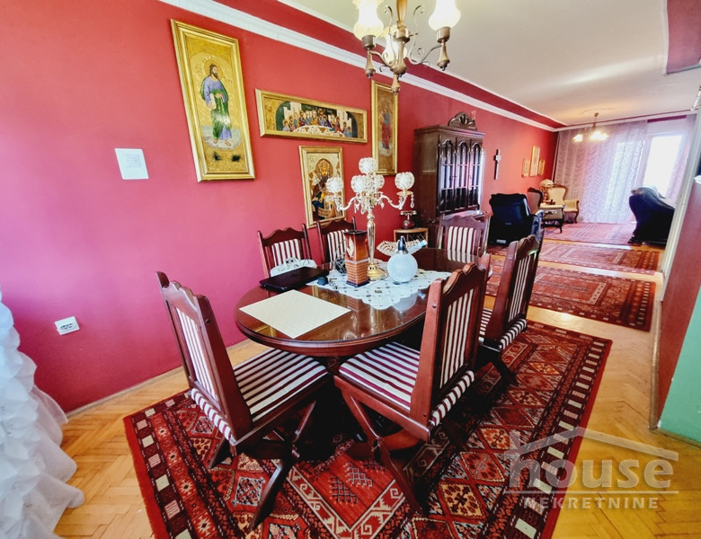 Kuća Prodaja Novi Sad  240 m2