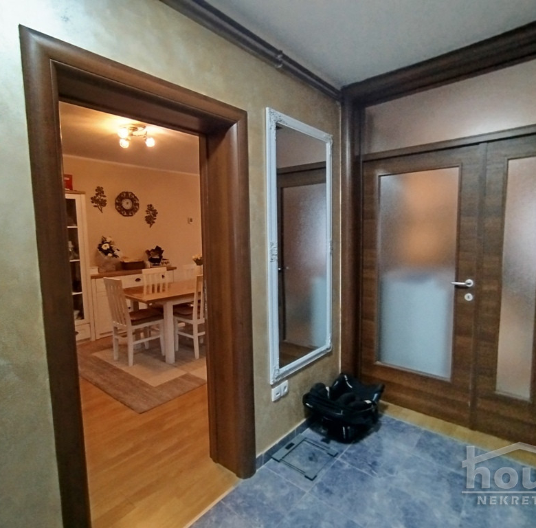Kuća Prodaja Novi Sad  181 m2