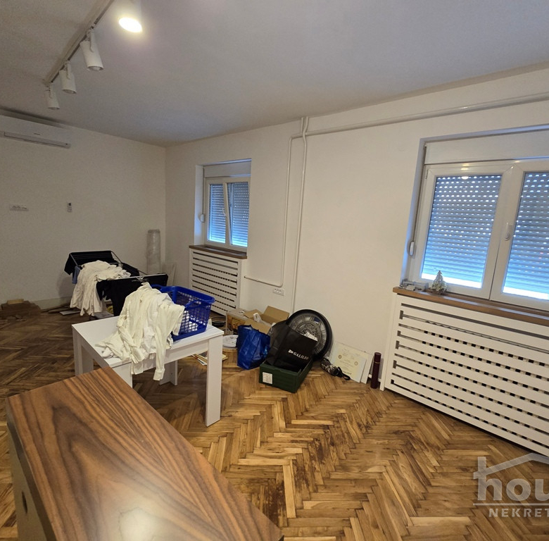 Kuća Prodaja Novi Sad  266 m2