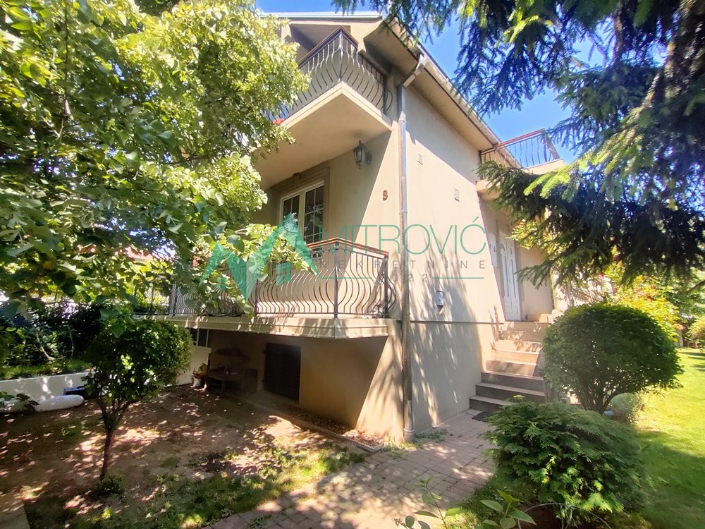 kuce-stari-banovci-3000116-orwh7 Kuća na prodaju, Stari Banovci, Stara Pazova, 260m², 360.500 €