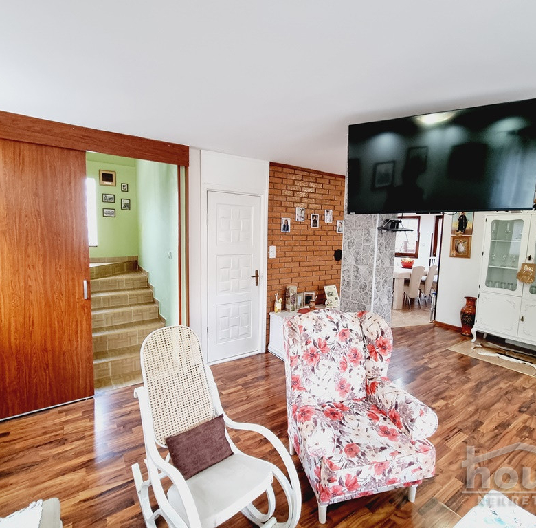 Kuća Prodaja Novi Sad  180 m2