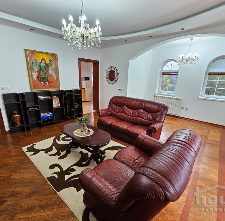 Kuća Prodaja Novi Sad  338 m2