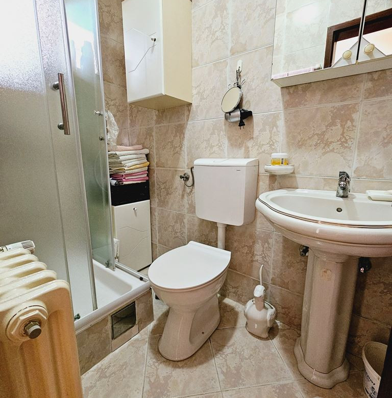 Kuća Prodaja Novi Sad  210 m2