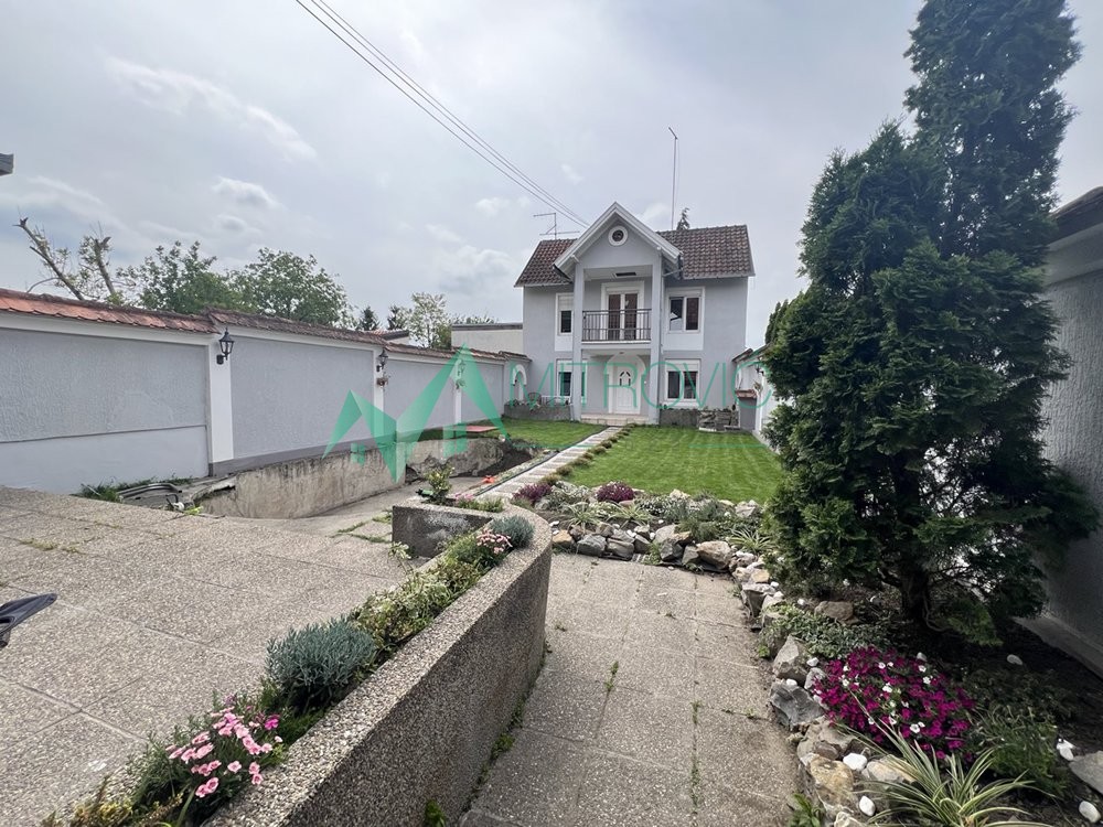 Kuća Prodaja Novi Sad Kuća Prodaja Novi Sad 435 m2