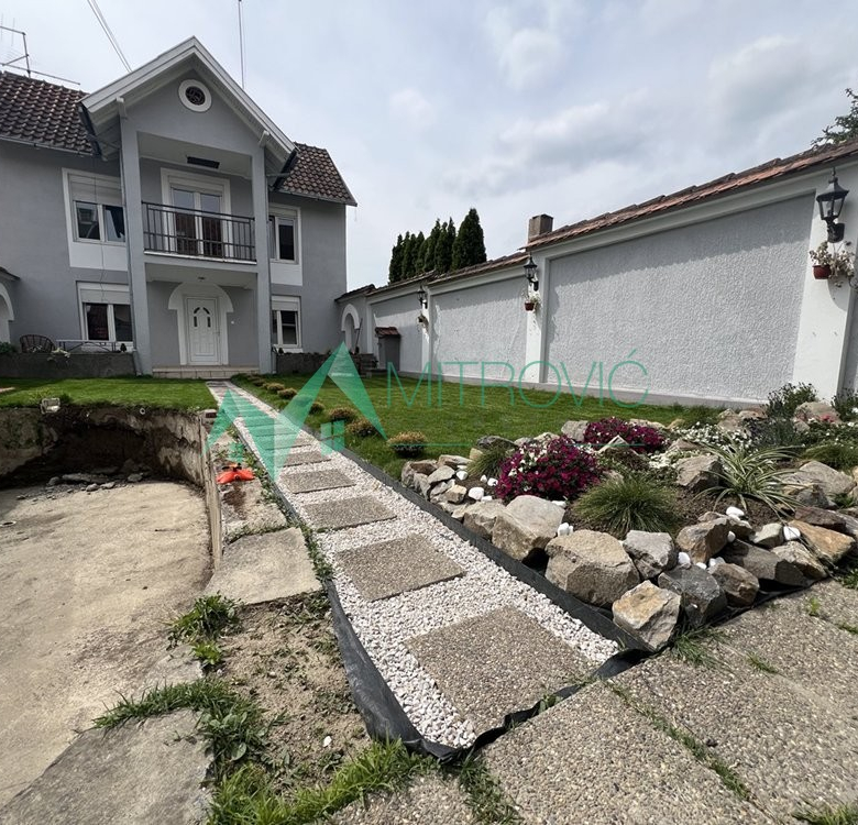 Kuća Prodaja Novi Sad  435 m2