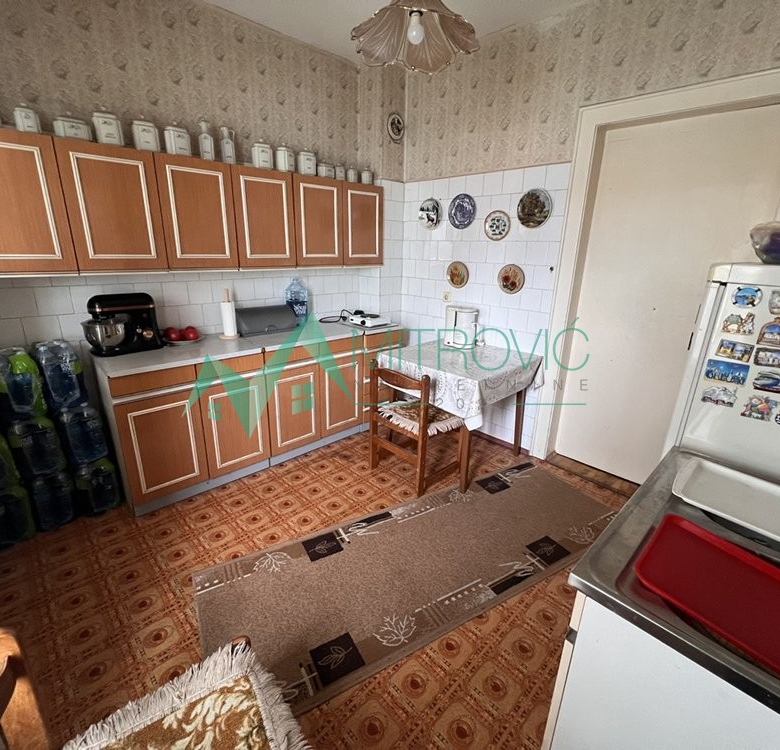Kuća Prodaja Novi Sad  234 m2